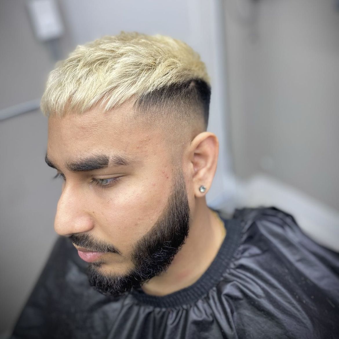 Hair Color for Men: Insight from a Hair Color Specialist